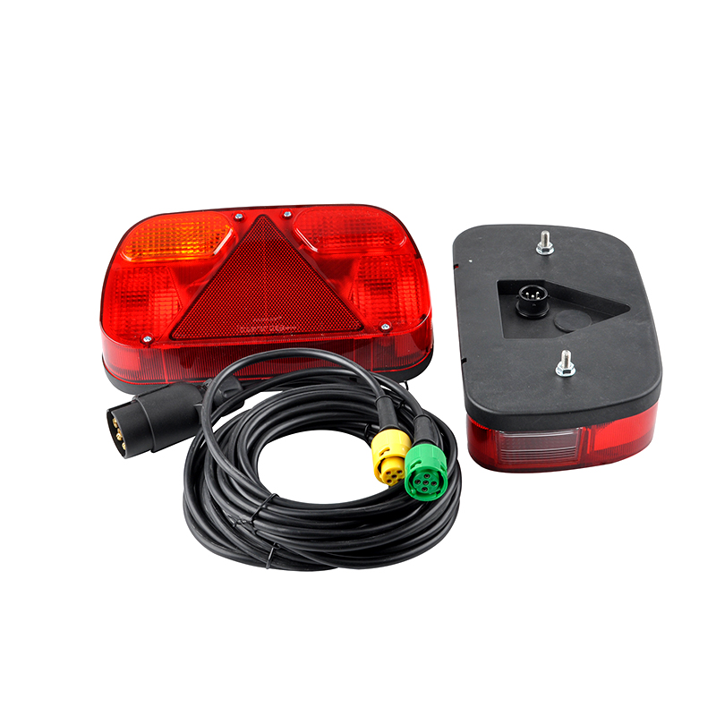 Treler gaya Euro dan lampu belakang trak JH604-A/B (Kiri & Kanan)